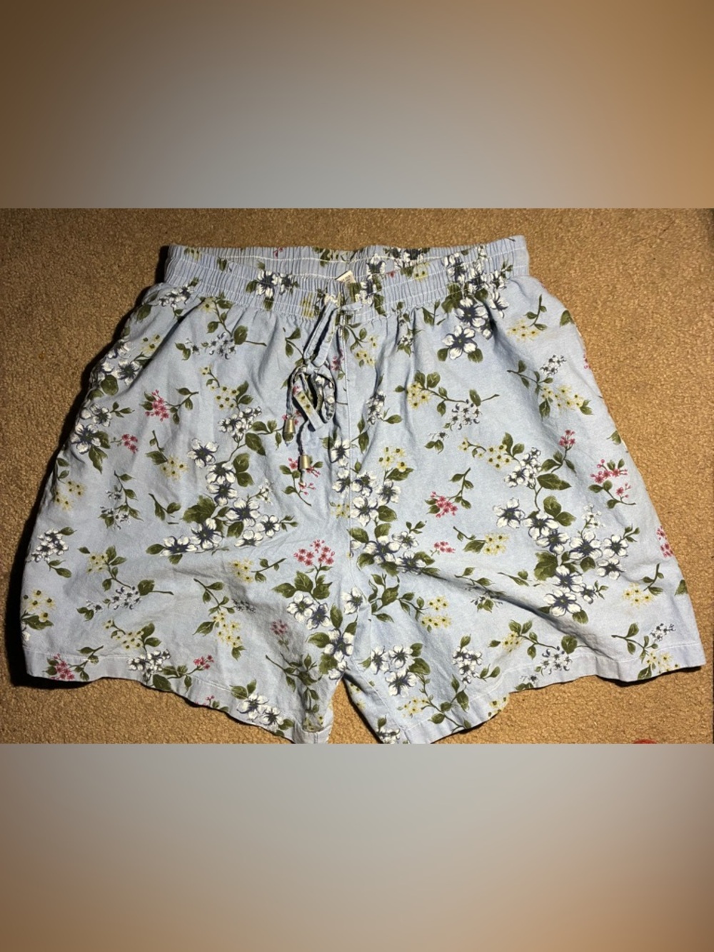 Vintage Women’s Light Blue Floral Drawstring With Metal Aglets Bermudas Shorts